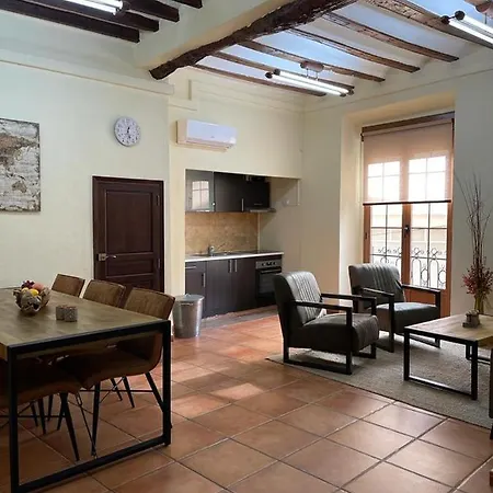 Casa Apartment *